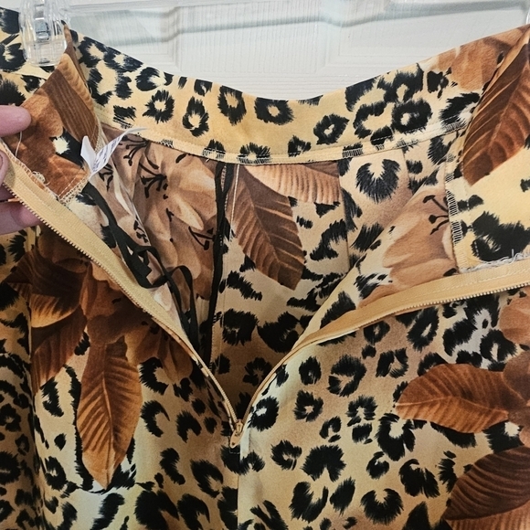 Vintage Set Sleeveless Button Down Blouse High Waste Shorts Floral Cheetah Print - Picture 6 of 9